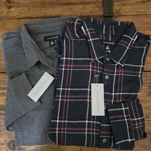 Treasure & Bond Men's Navy Plaid and Solid Gray  Button Down Flannel Shirts